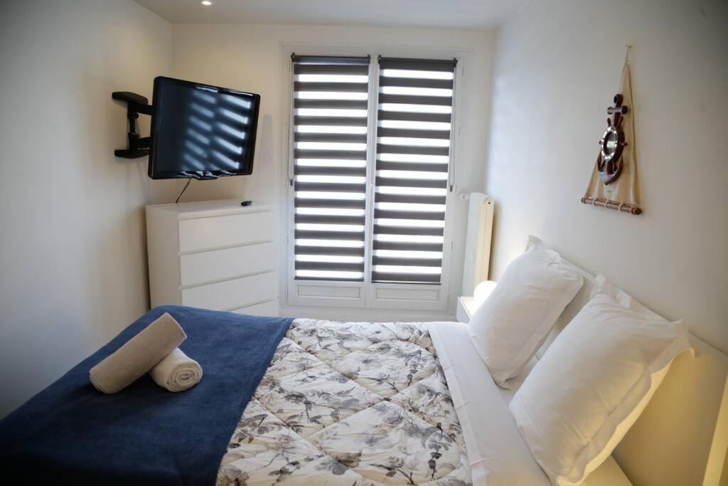 Le Refuge Blesois Avec Parking Prive - Blesois Refuge With Private Parking Apartment Blois Ngoại thất bức ảnh