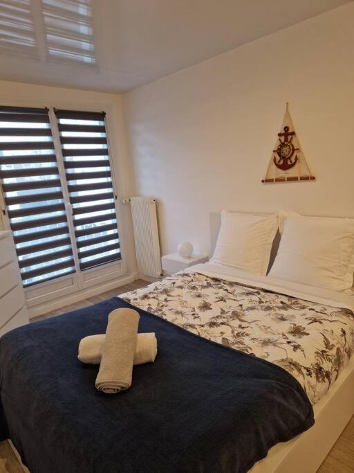 Le Refuge Blesois Avec Parking Prive - Blesois Refuge With Private Parking Apartment Blois Ngoại thất bức ảnh