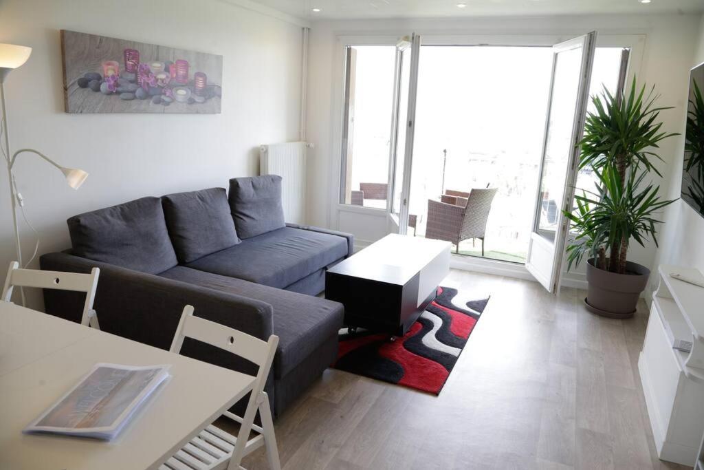 Le Refuge Blesois Avec Parking Prive - Blesois Refuge With Private Parking Apartment Blois Ngoại thất bức ảnh