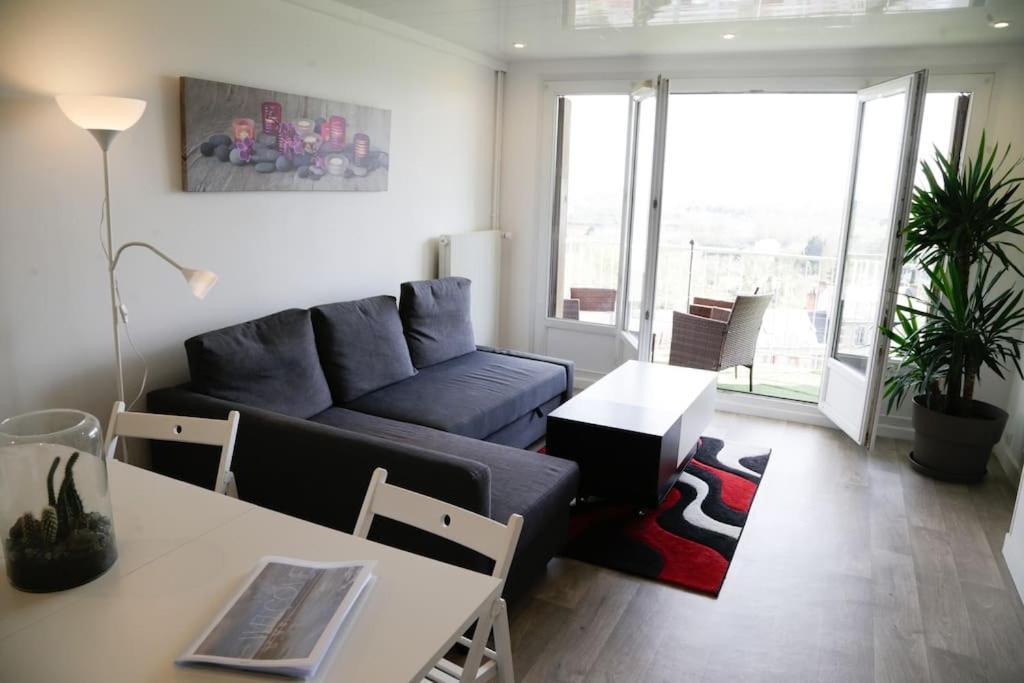 Le Refuge Blesois Avec Parking Prive - Blesois Refuge With Private Parking Apartment Blois Ngoại thất bức ảnh